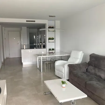 Ocean View Apartment *